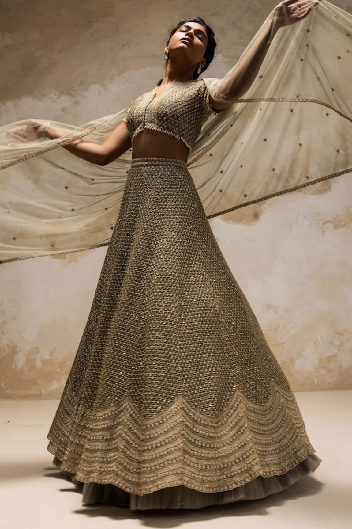 COUTURE BY NIHARIKA Hand Embroidered Bridal Lehenga Set 