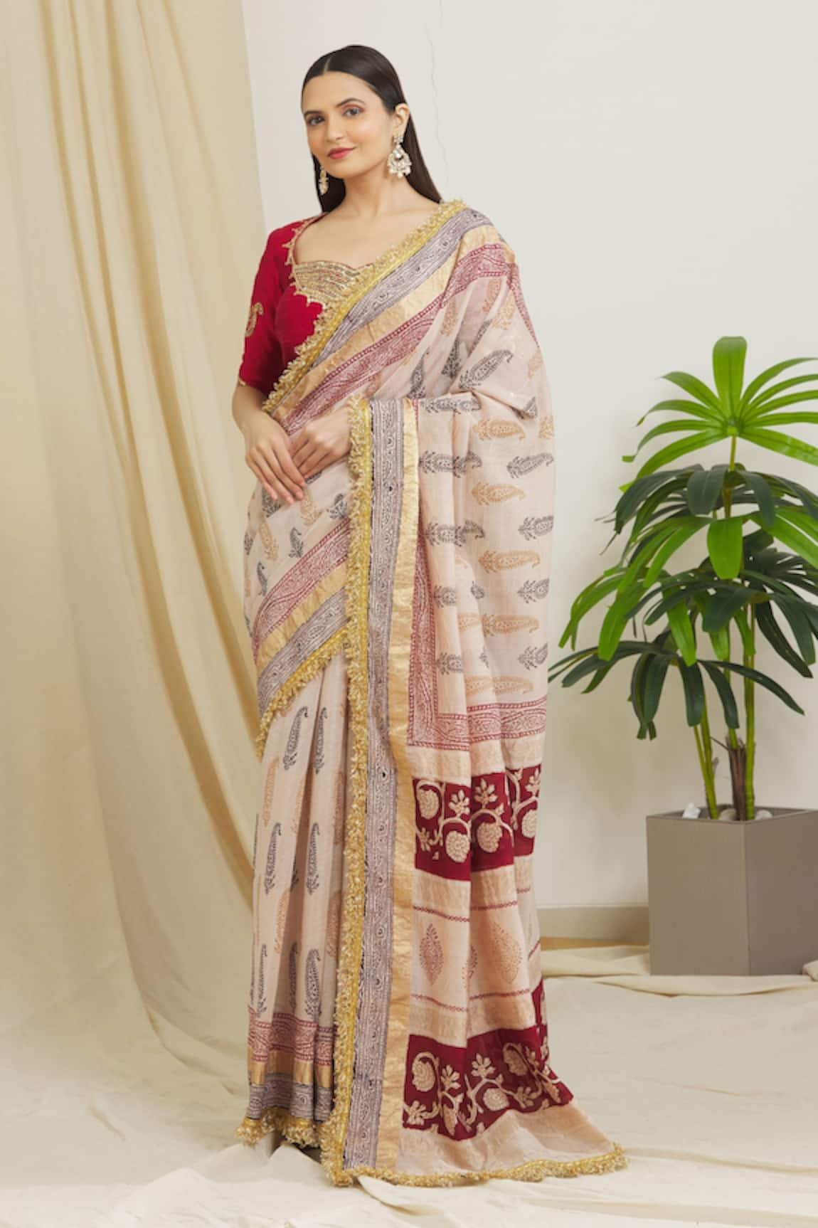 Surendri Saree With Back Tassel Tie-up Blouse