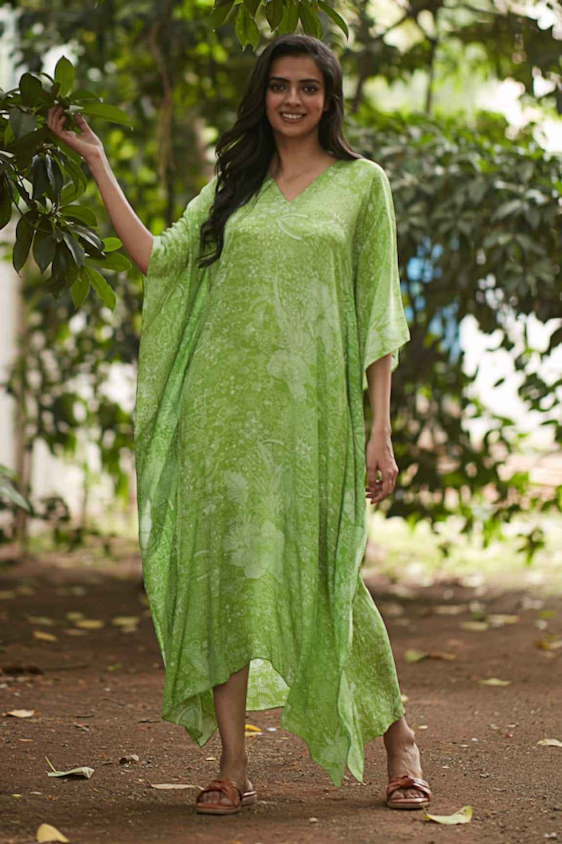 Ankita Dharman Laurel Leaf Pattern Kaftan