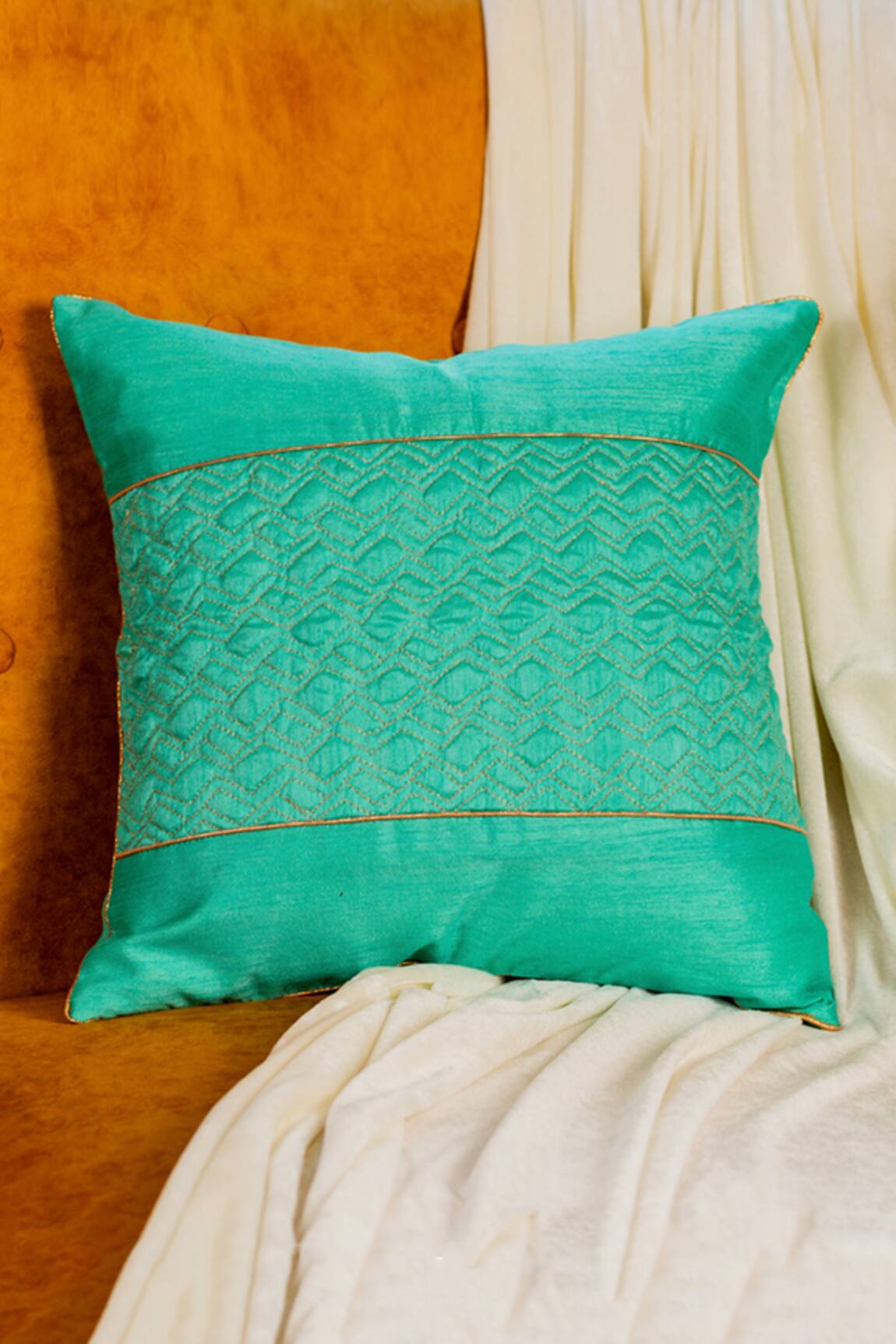 ALCOVE Quilted Pattern Cushion Cover