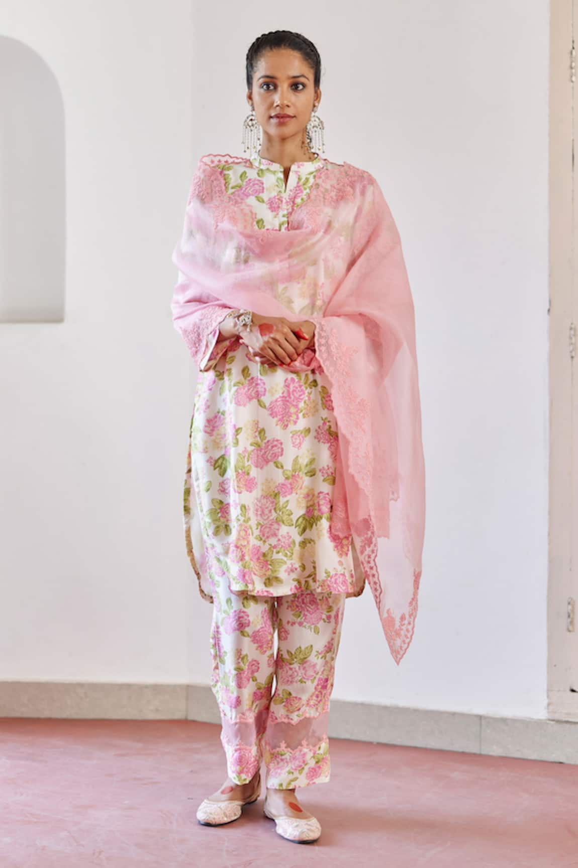 Amisha Kothari Zubeida Printed Kurta Set