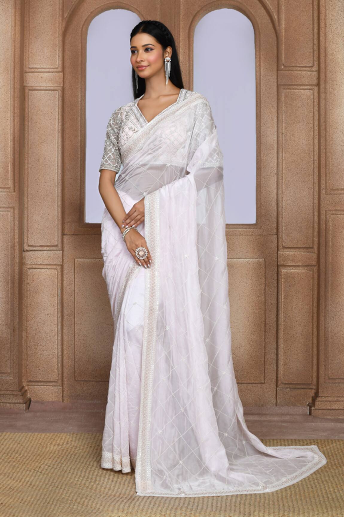 Kalighata Bhaavna Checkered Pattern Saree 
