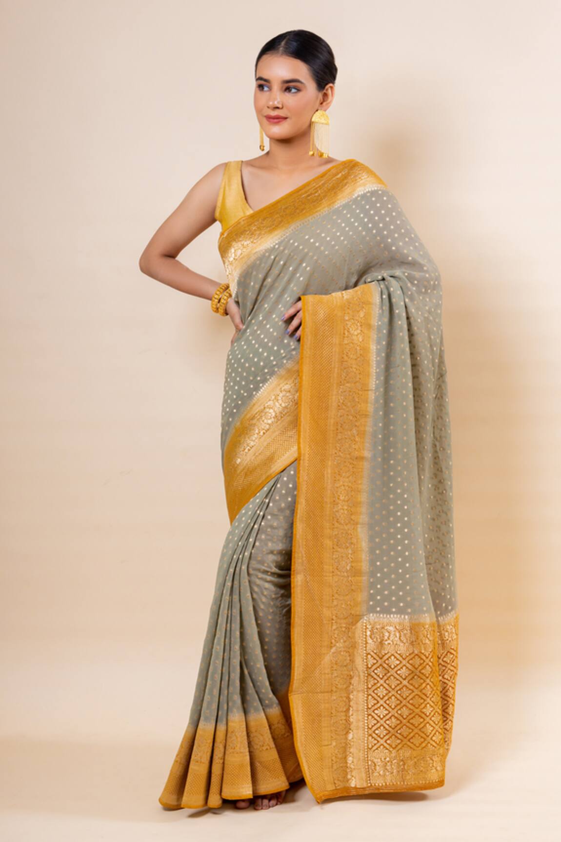 TaBa Kashi By Artika Shah Chunri Butti Pattern Saree With Unstitched Blouse Fabric