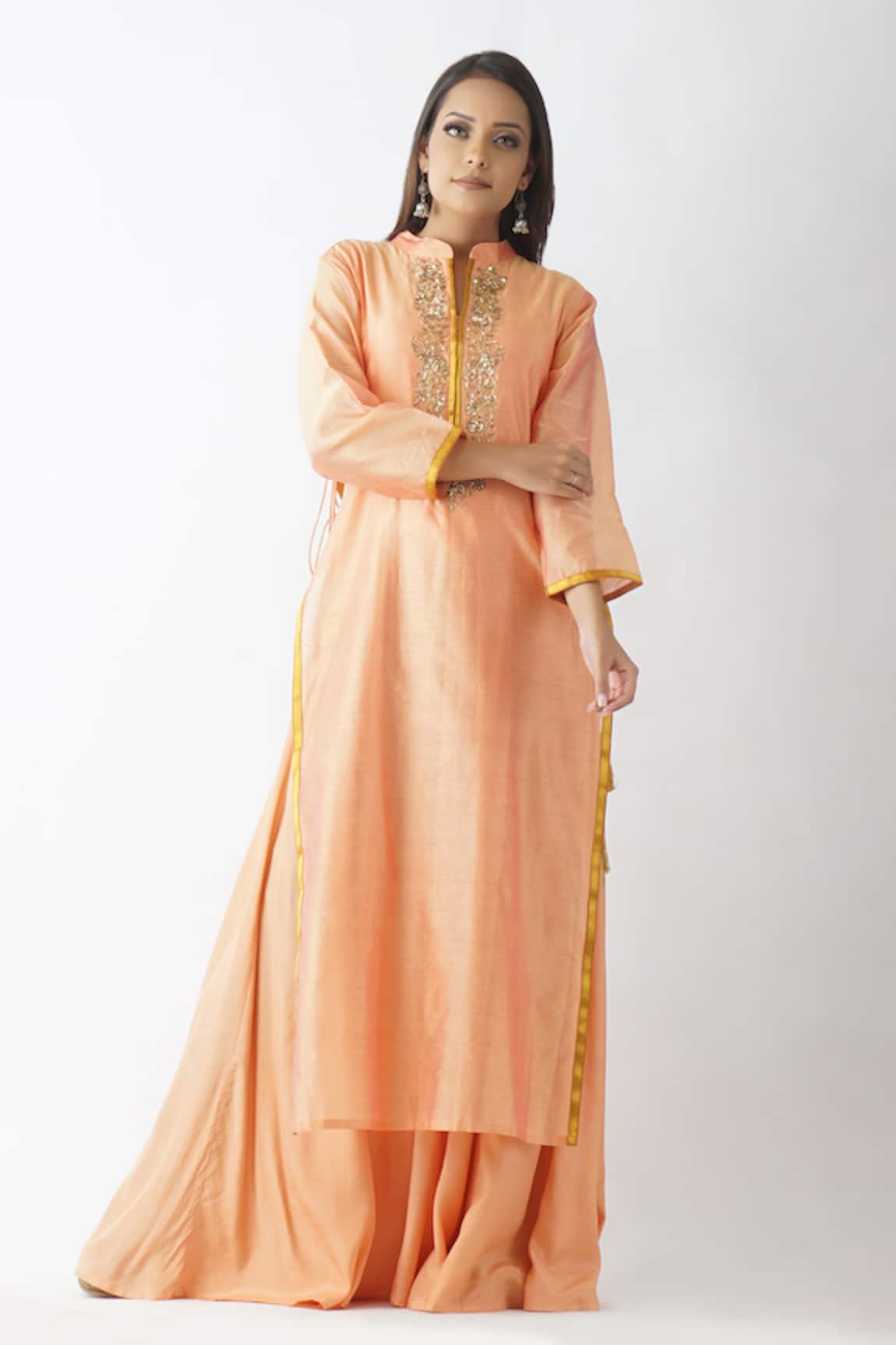 OMI Chanderi Gota Embroidered Yoke Layered Kurta 