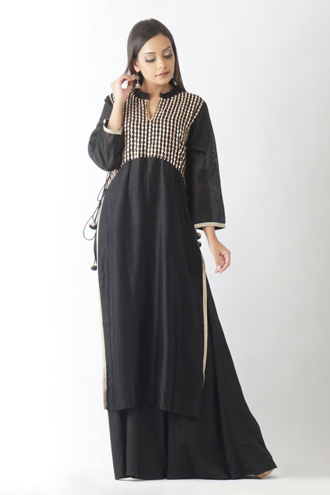 OMI Chanderi Gota Work Yoke Layered Kurta 
