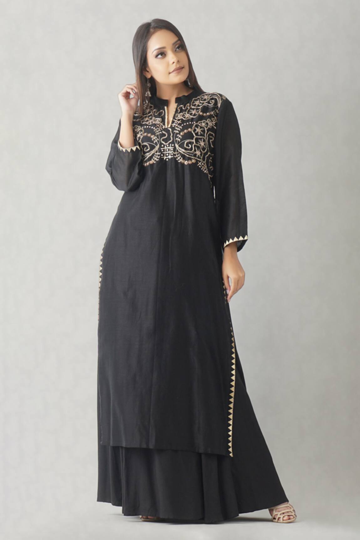 OMI Chanderi Hand Work Yoke Layered Kurta