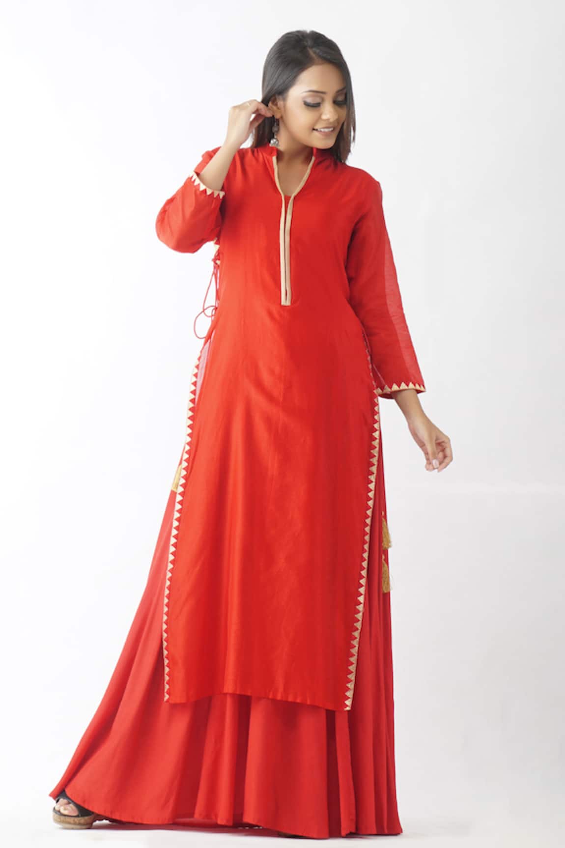 OMI Solid Chanderi Layered Kurta 