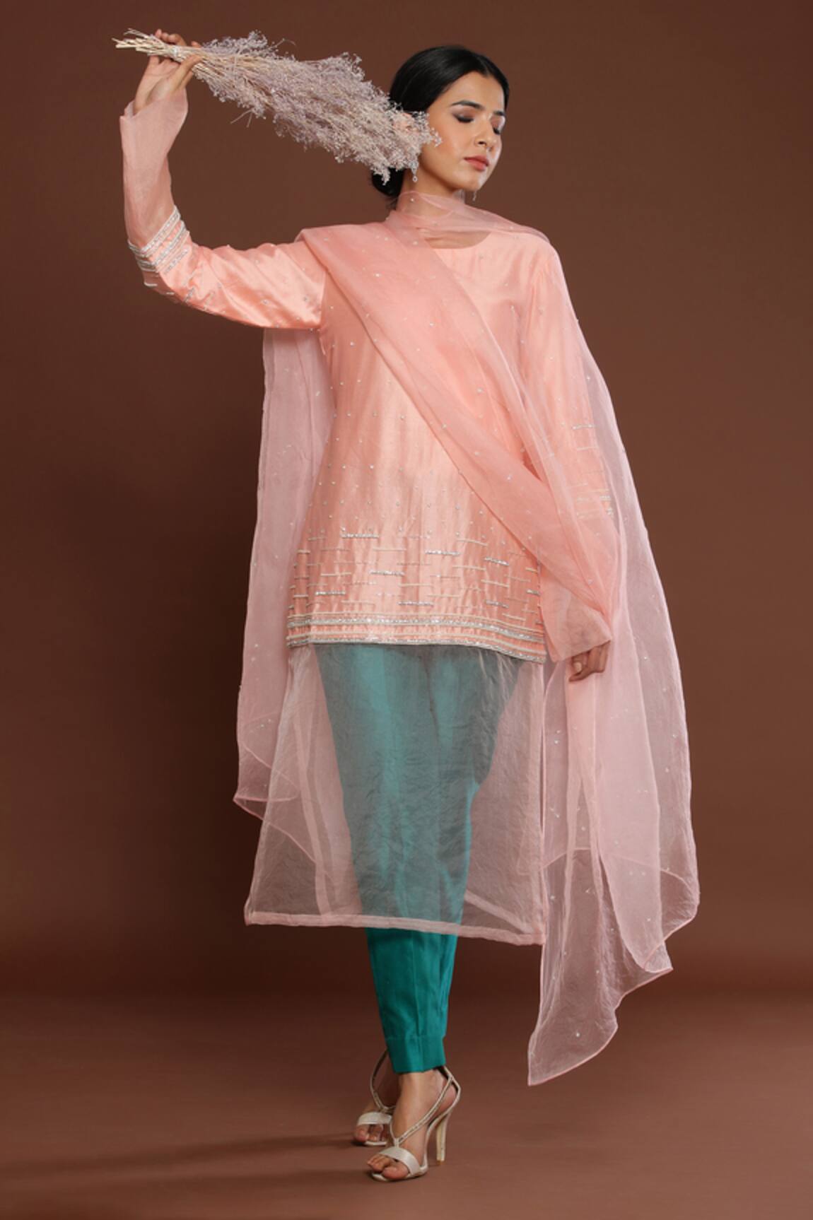 Palak Khandelwal Embroidered Straight Kurta Pant Set