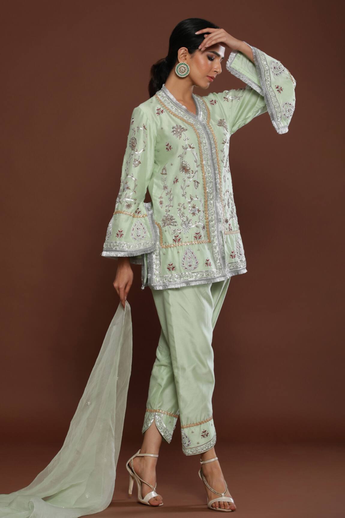 Palak Khandelwal Chanderi Embroidered Kurta Pant Set