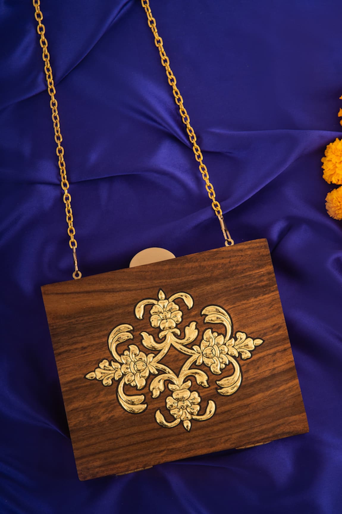 Riti Akashganga Square Clutch