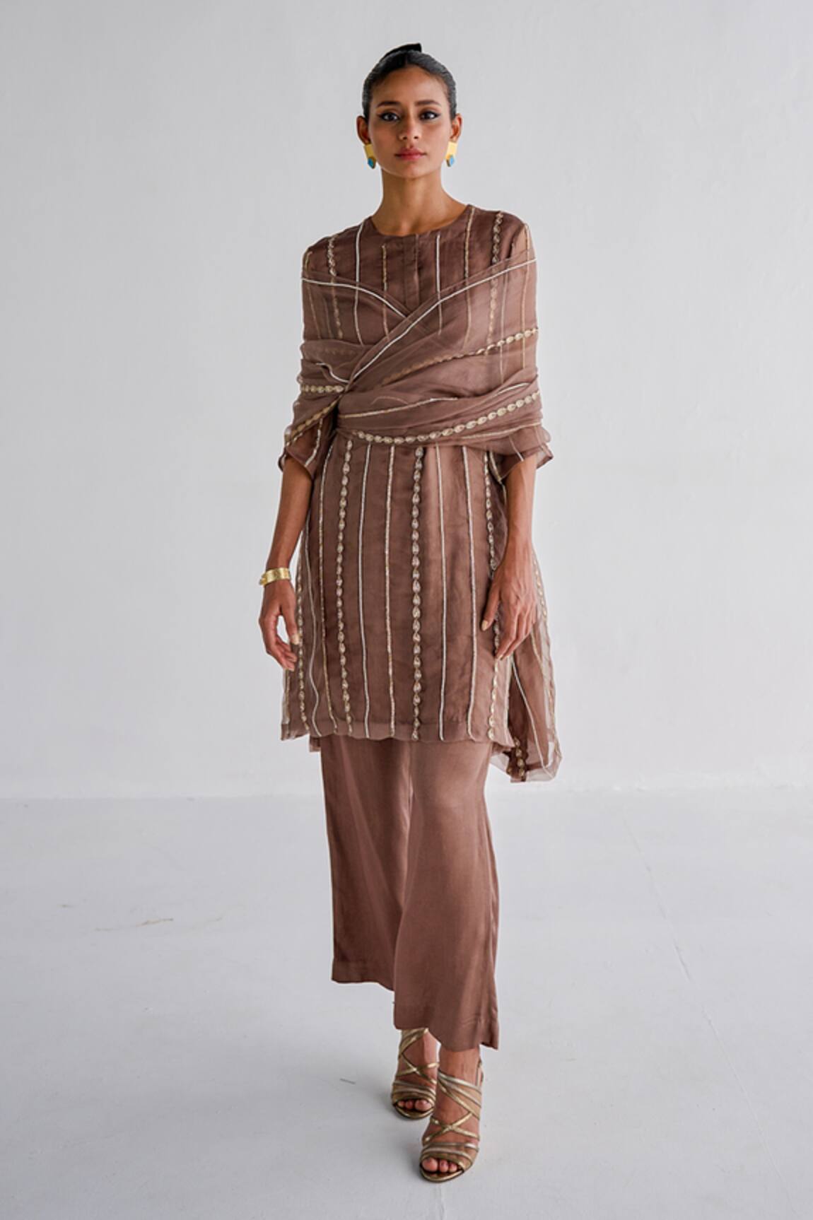 Esha Arora Geometric Embroidered Kurta Set