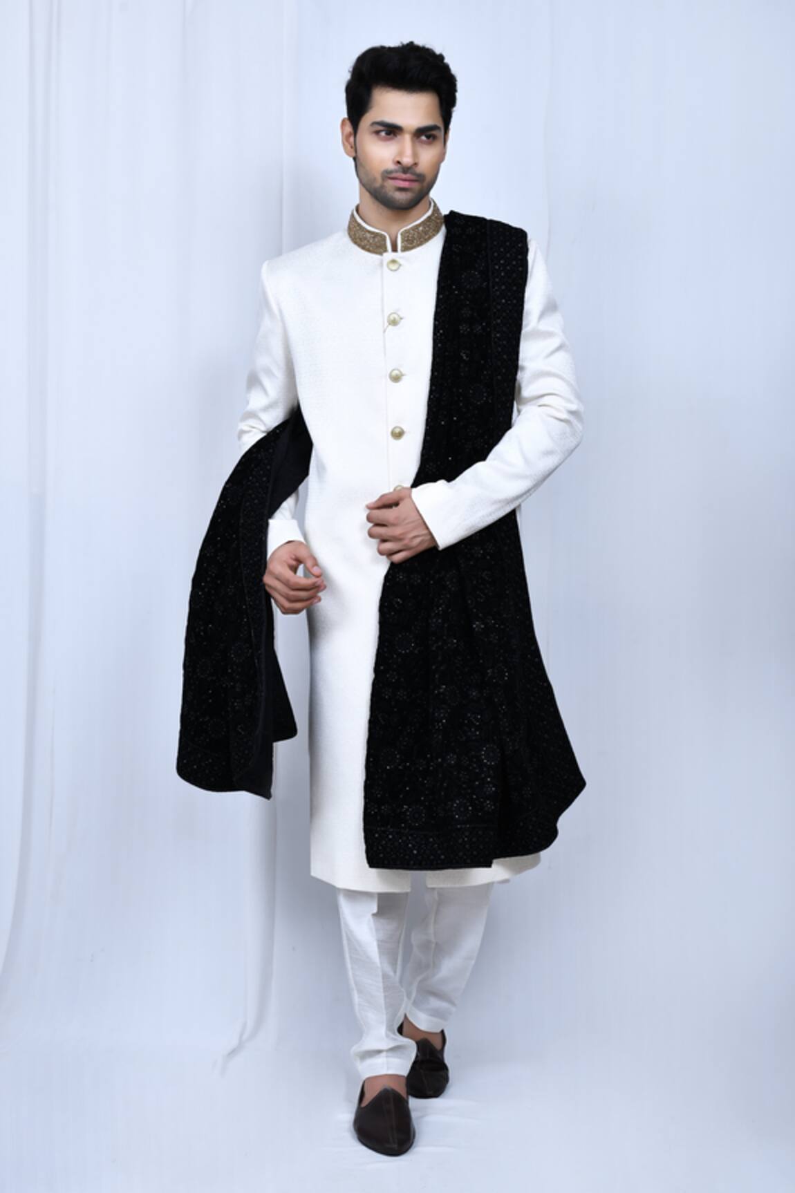 Adara Khan Floral Embroidered Shawl