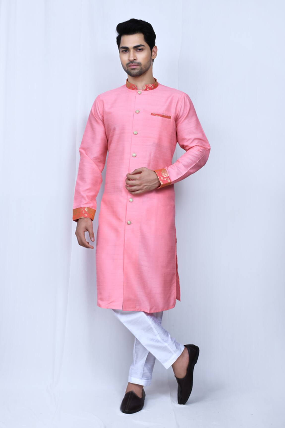Adara Khan Floral Pattern Mandarin Collar Kurta Set