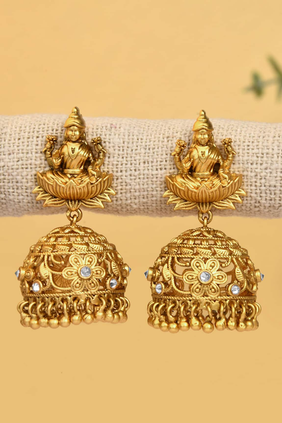 Ahaanya Floral Pattern Temple Jhumka Earrings