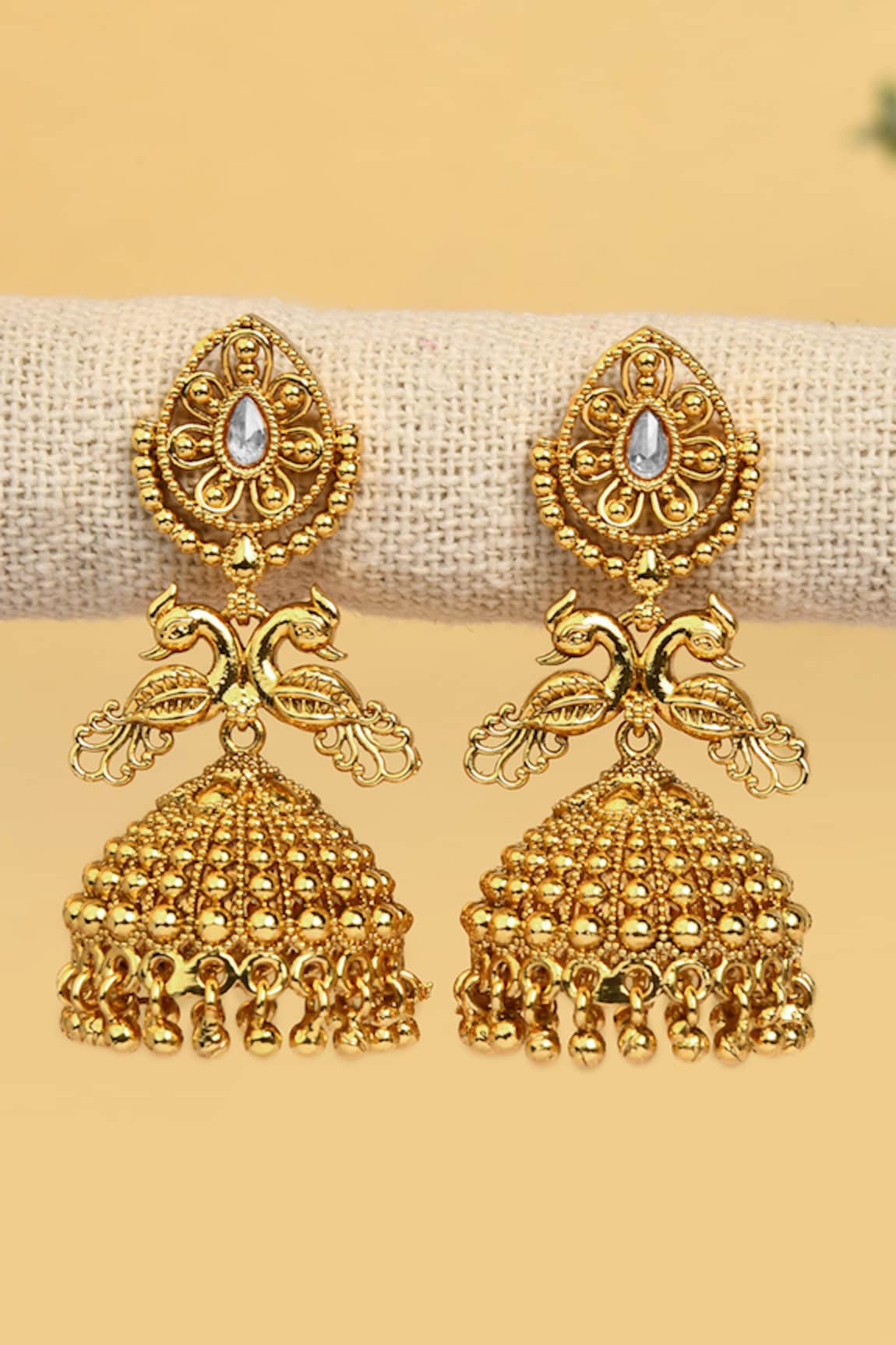 Ahaanya Cutwork Pattern Jhumka Earrings