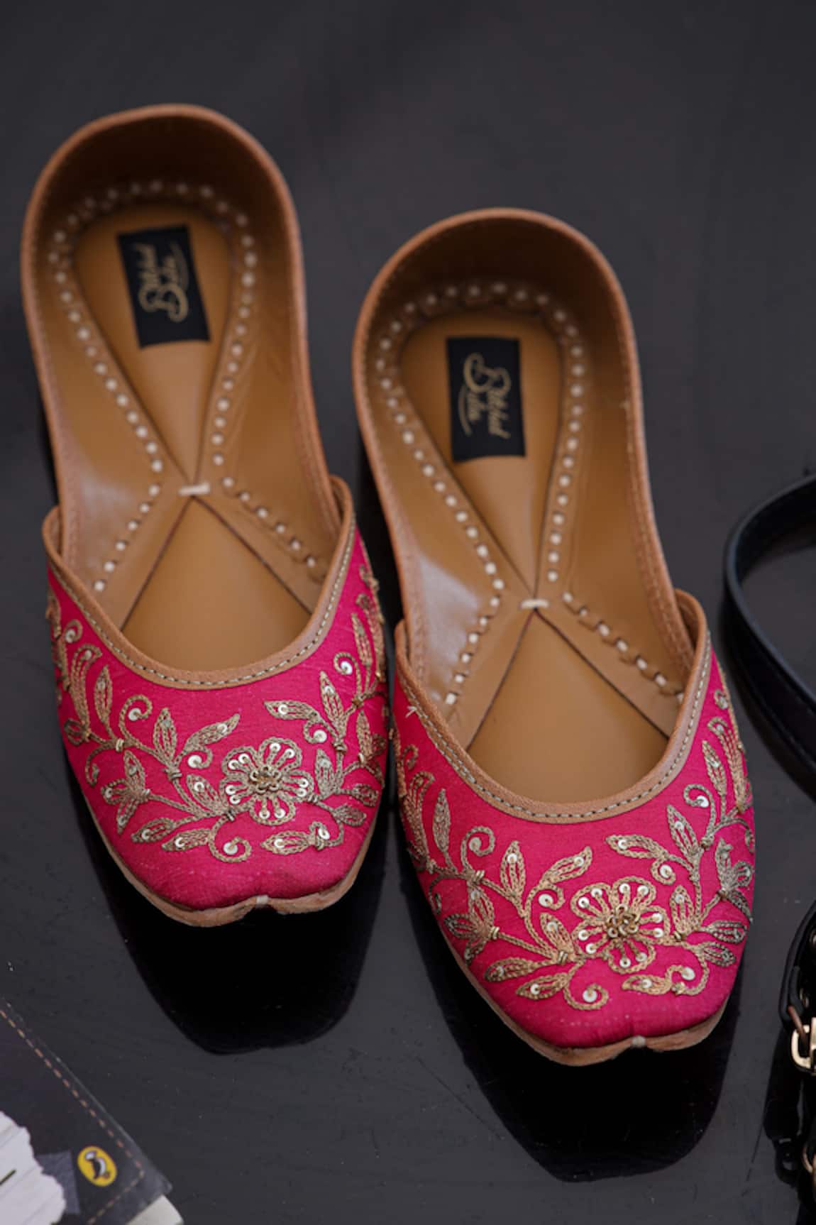 Stitched soles Sunhara Jaal Embroidered Juttis