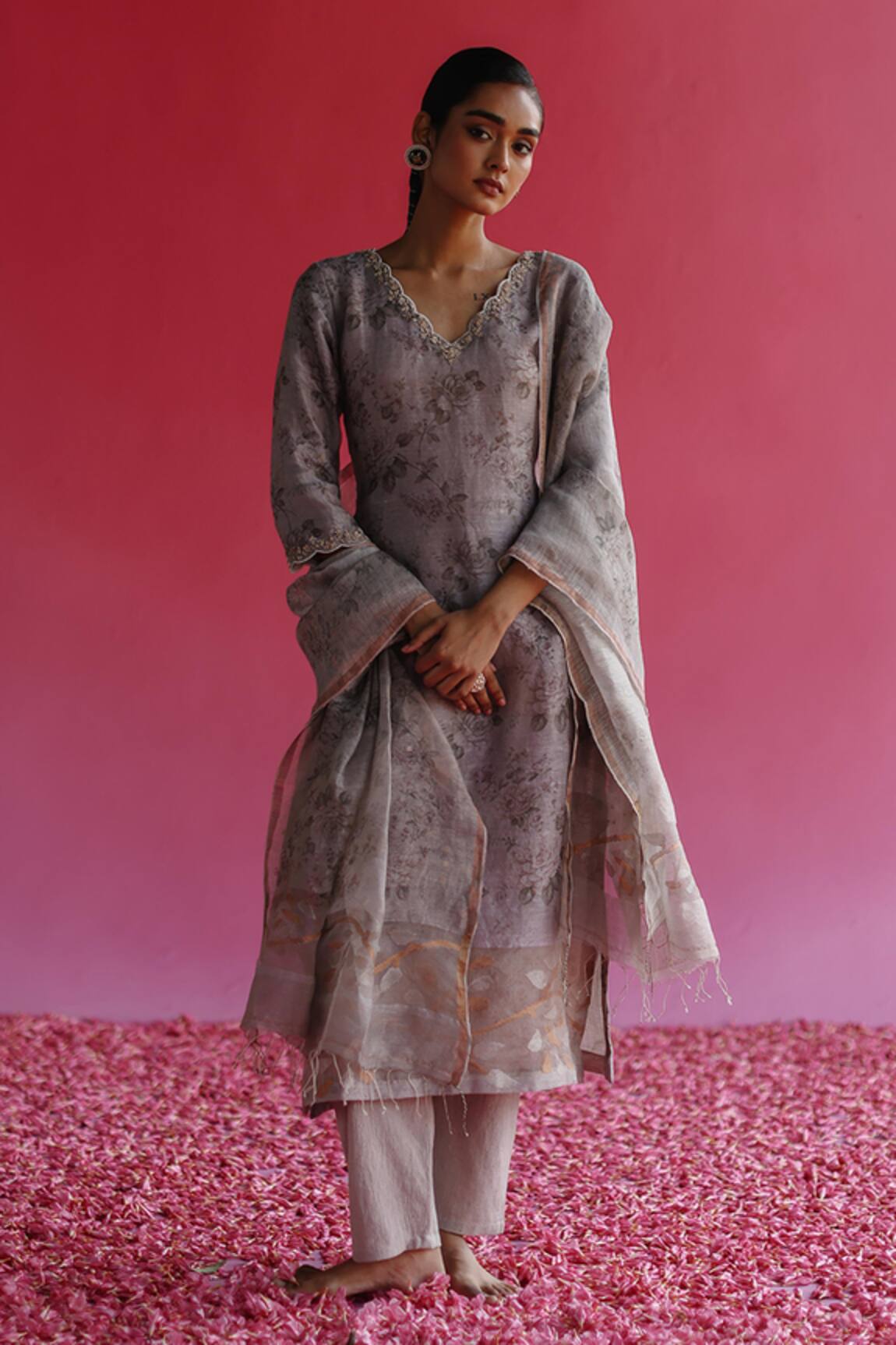 Taisha Swaroop Floral Woven Kurta Set