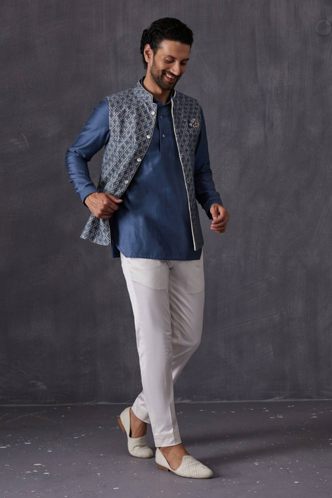 Arjan Dugal Floral Embroidered Bundi 