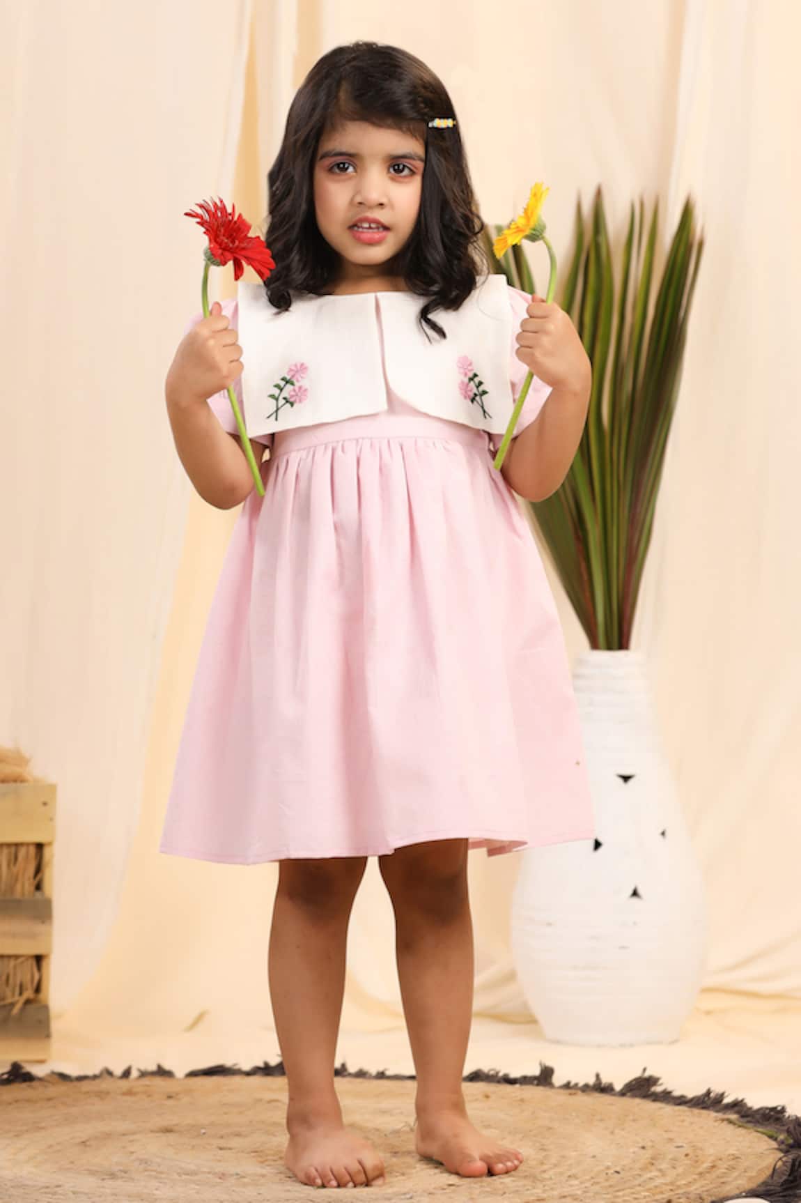 Casa Ninos Linen Collar Embroidered Dress 