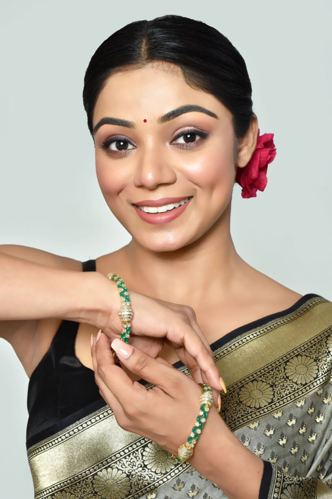 Vivinia By Vidhi Mehra Onyx Embellished Bangles - Set of 2 