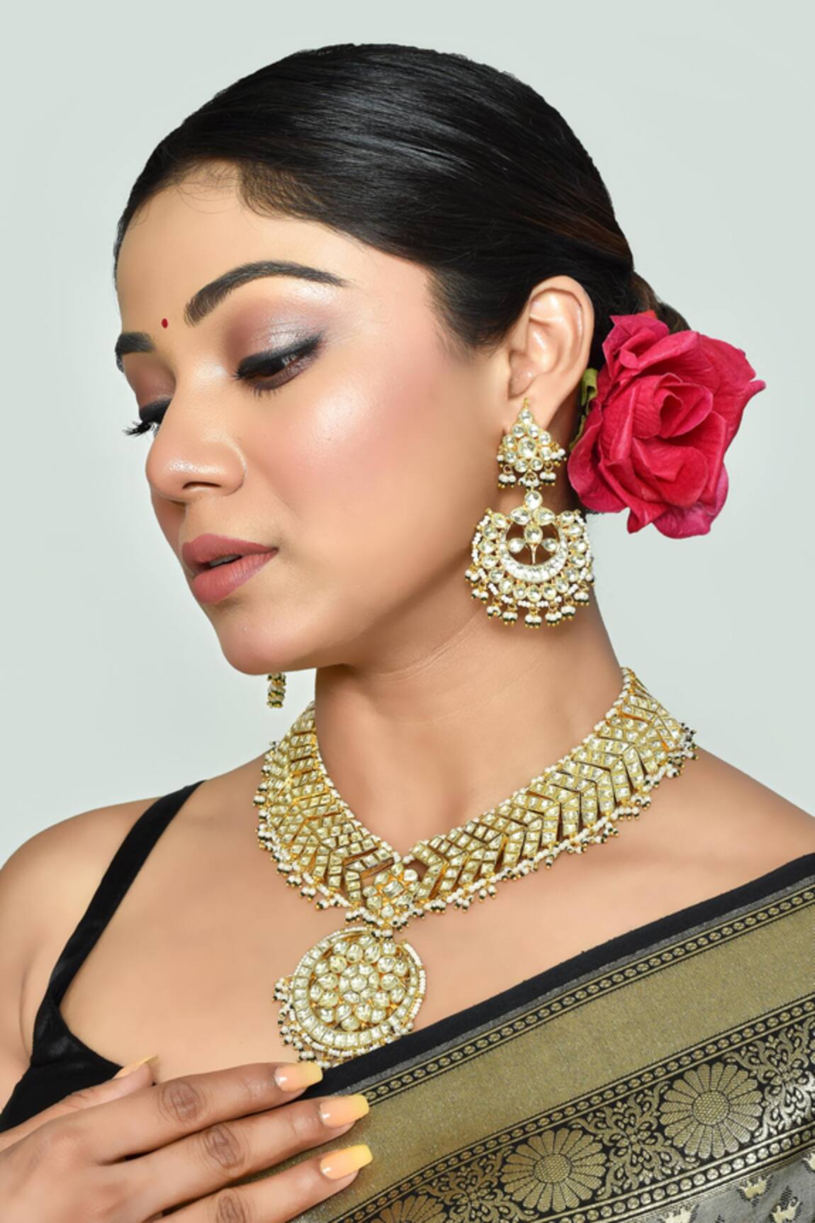 Vivinia By Vidhi Mehra Kundan Polki & Pearl Embellished Pendant Necklace Set 