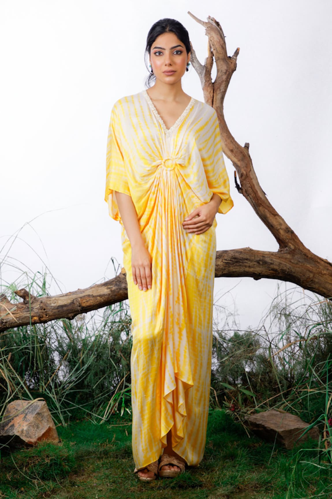 OMANA BY RANJANA BOTHRA Bead Neckline Embroidered Kaftan