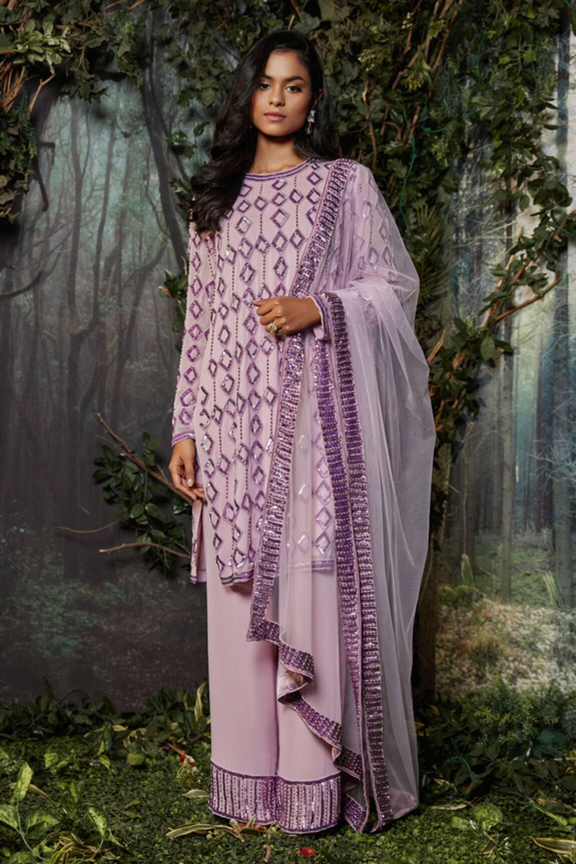 Kashmiraa Crsytals Embroidered Kurta Pant Set