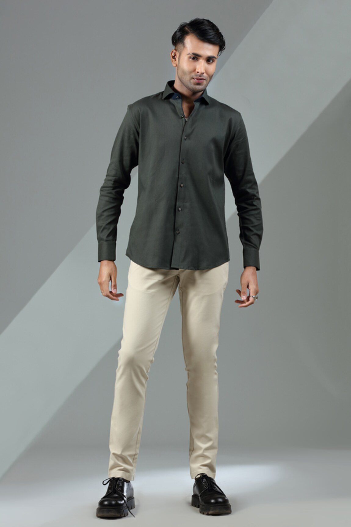 Albino By Nilesh Mitesh Solid Contrast Cuff Shirt