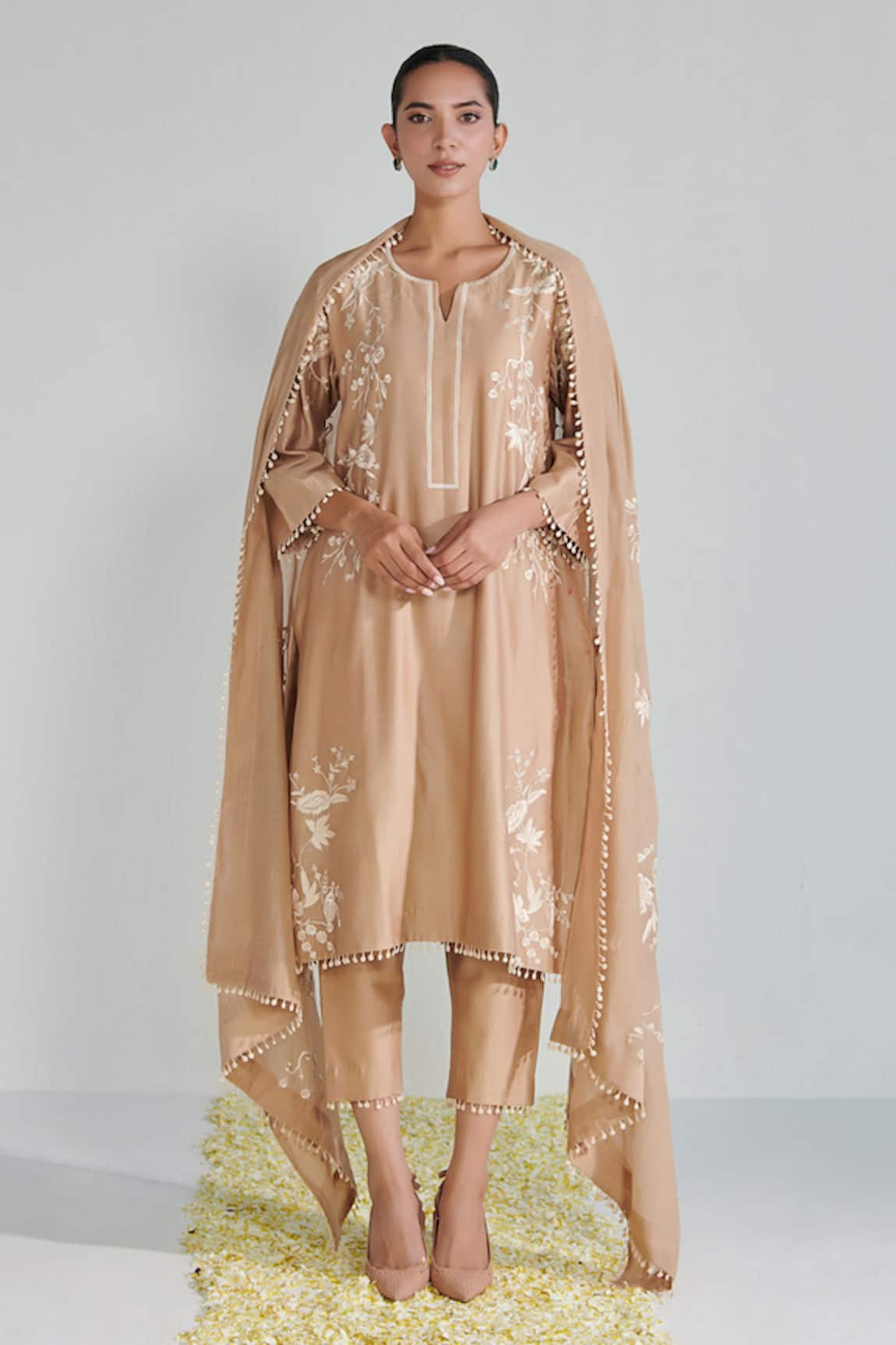 Neelu Sethi Handloom Chanderi Embroidered Kurta Set