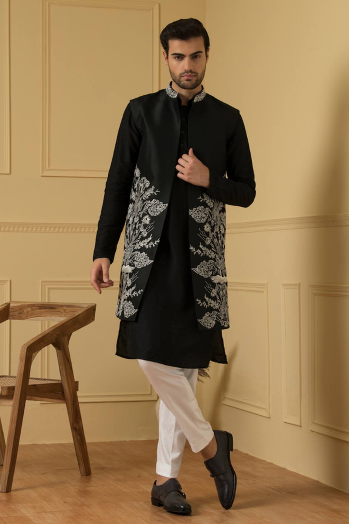 Hilo Design Black Zari Embroidered Bundi Kurta Set