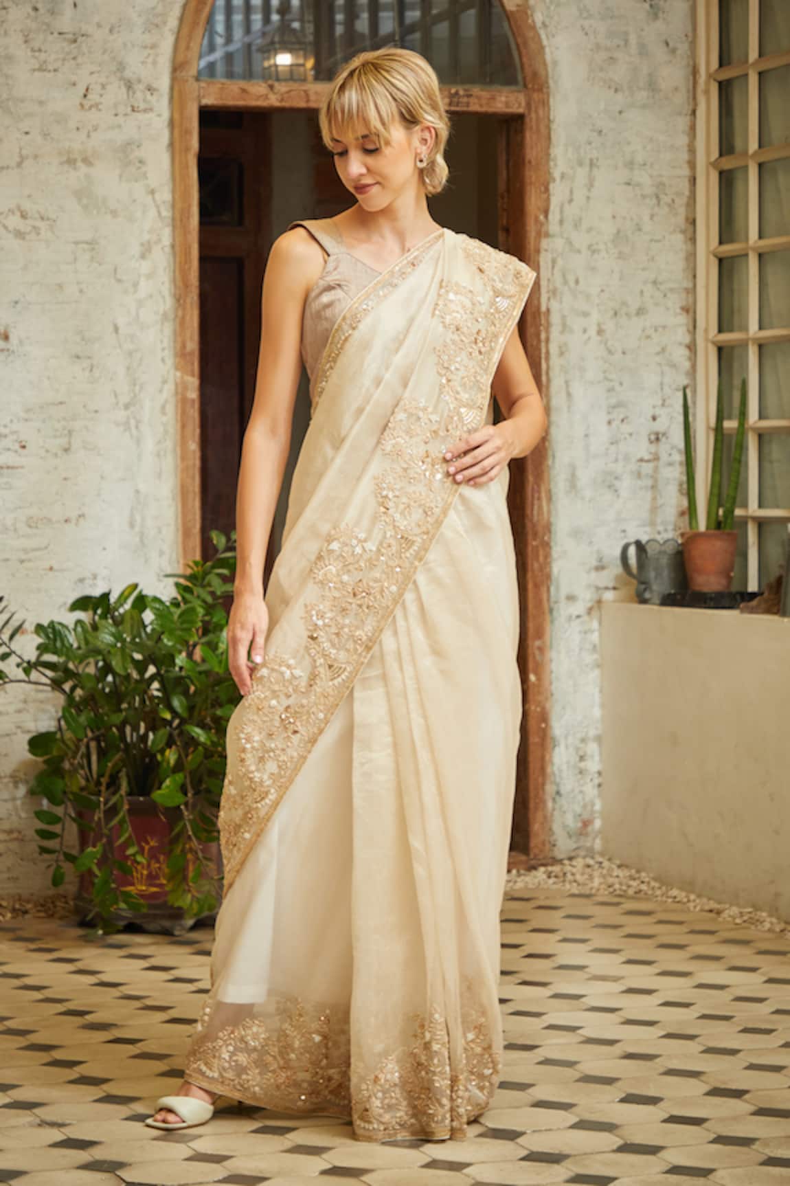 Sayisha Floral Cutdana Embroidered Saree 