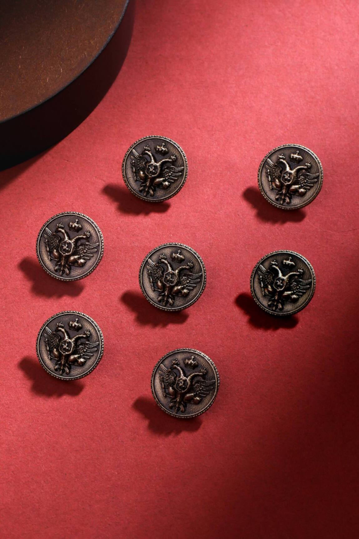 Cosa Nostraa Regal Defenders Carved Buttons - Set of 7 