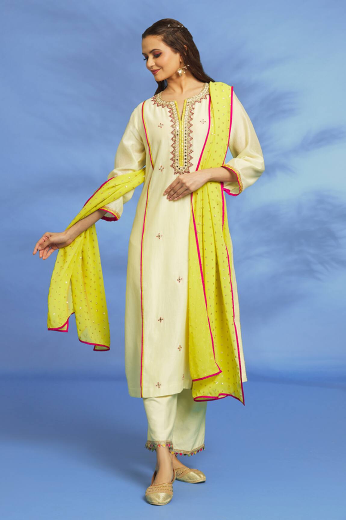 OMI Embroidered Kurta Pant Set 