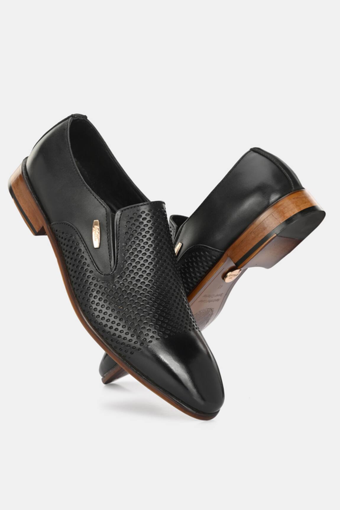 Lafattio Textured Black Moccasins 