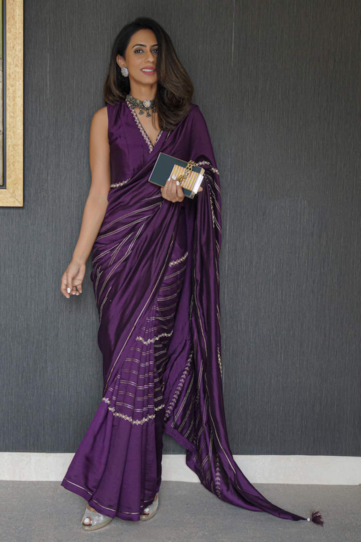 Deep Thee Varna Ada Line Embroidered Saree With Blouse