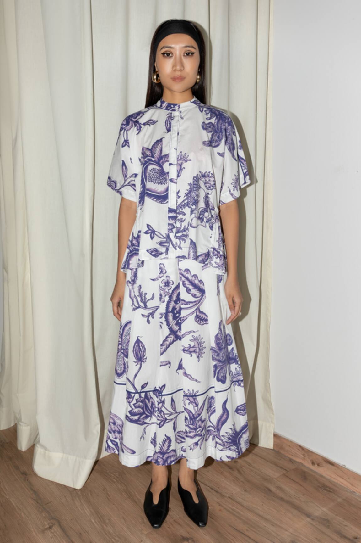 Leh Studios Blue & White Bohemian Floral Print Top