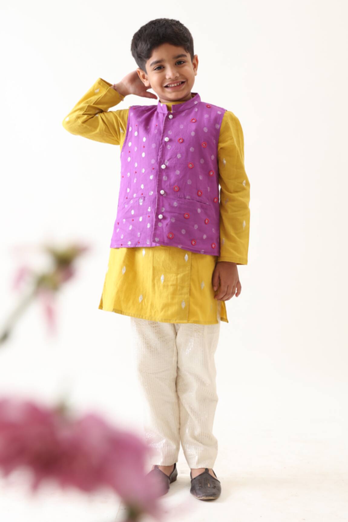 JILMIL DREAMWEAR Bead Embroidered Nehru Jacket & Kurta Set 