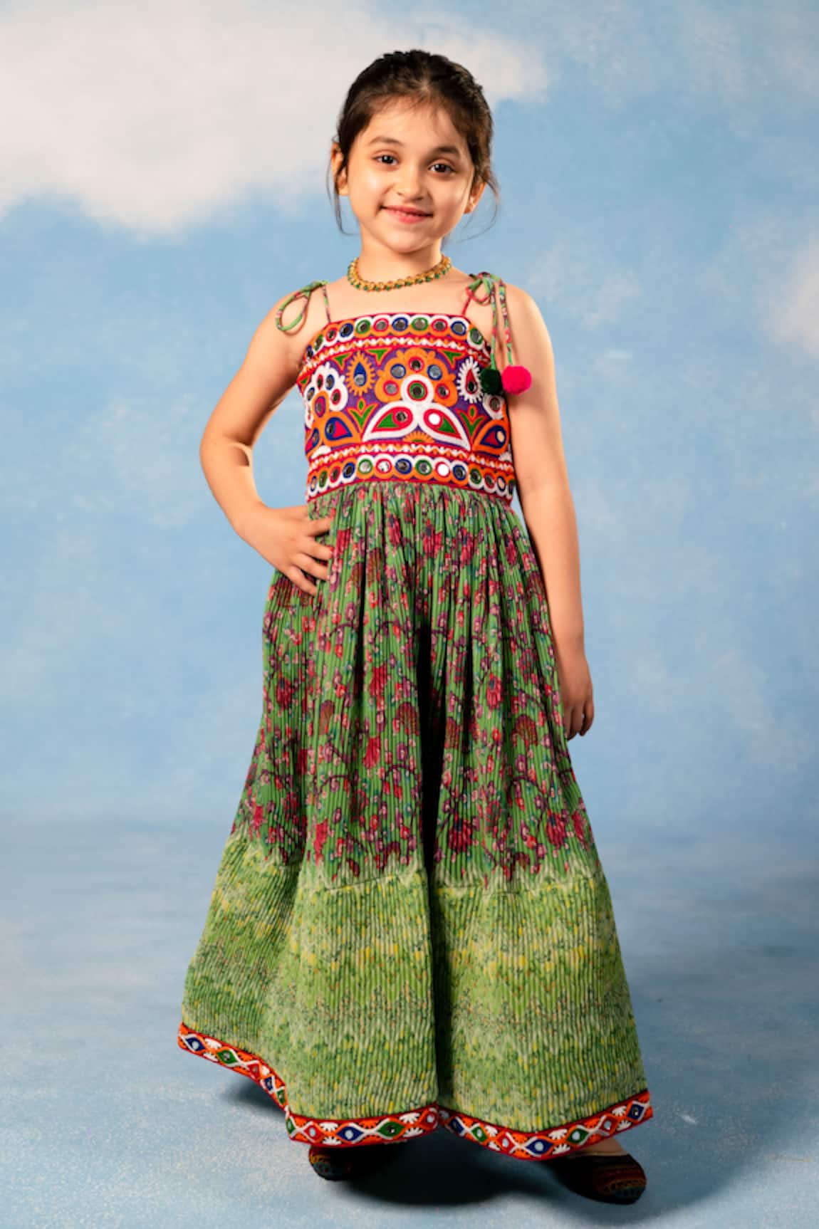 JILMIL DREAMWEAR Kuchhi Embroidered Yoke Dress