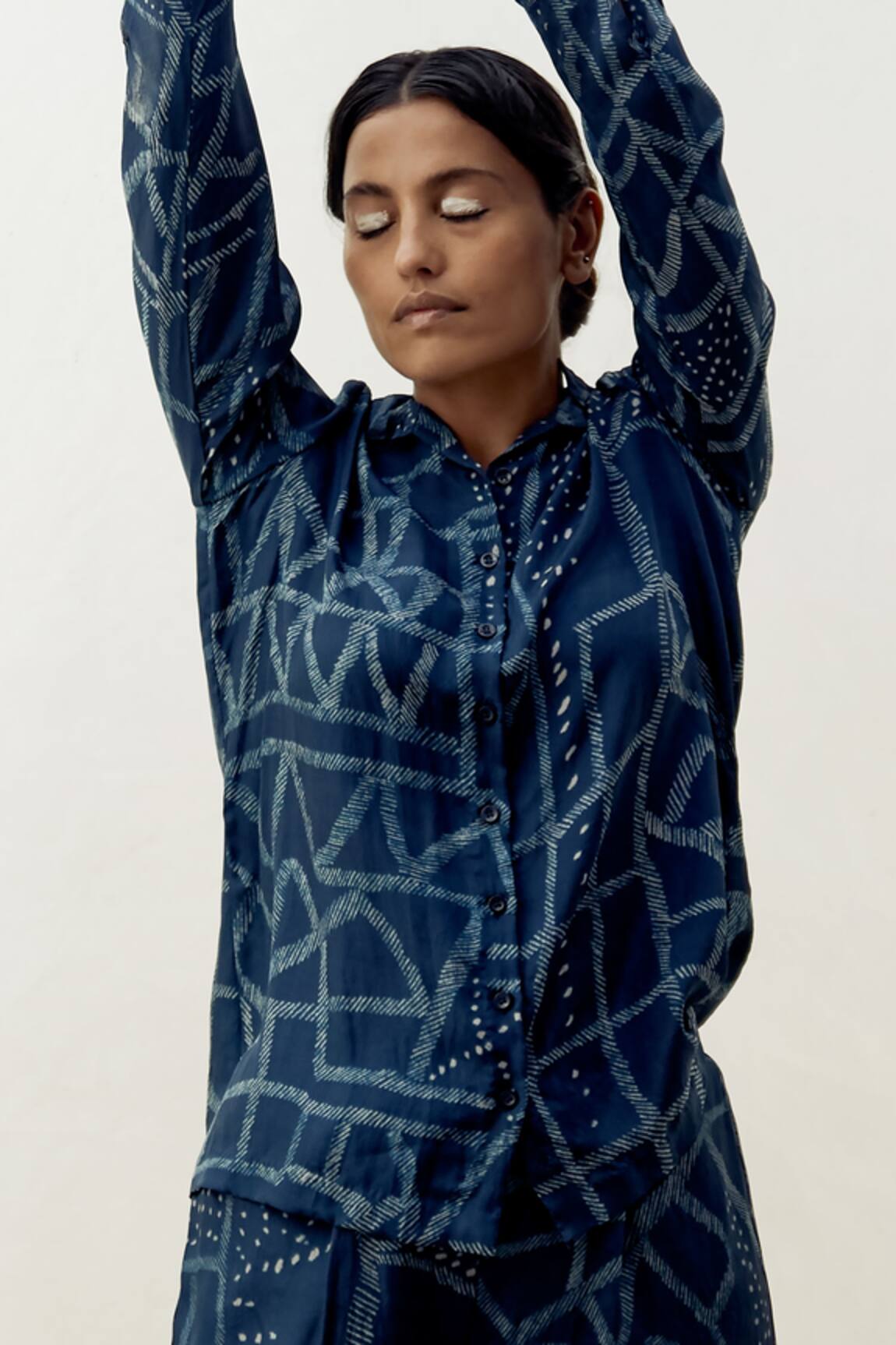 Srota By Srishti Aggarwal Vina Fon Print Shirt