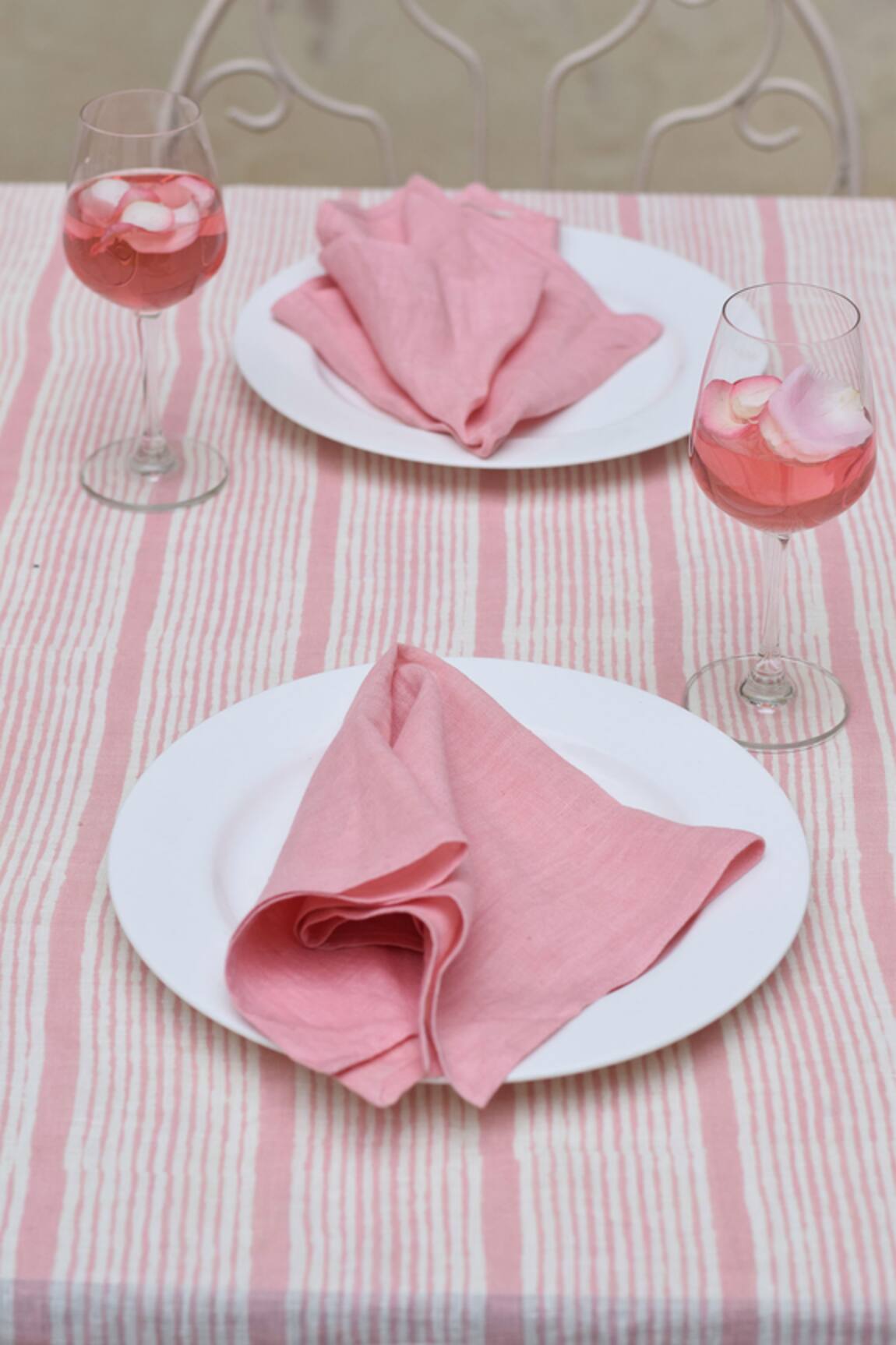 Taru Jaipur Gulabi Linen Napkin Set