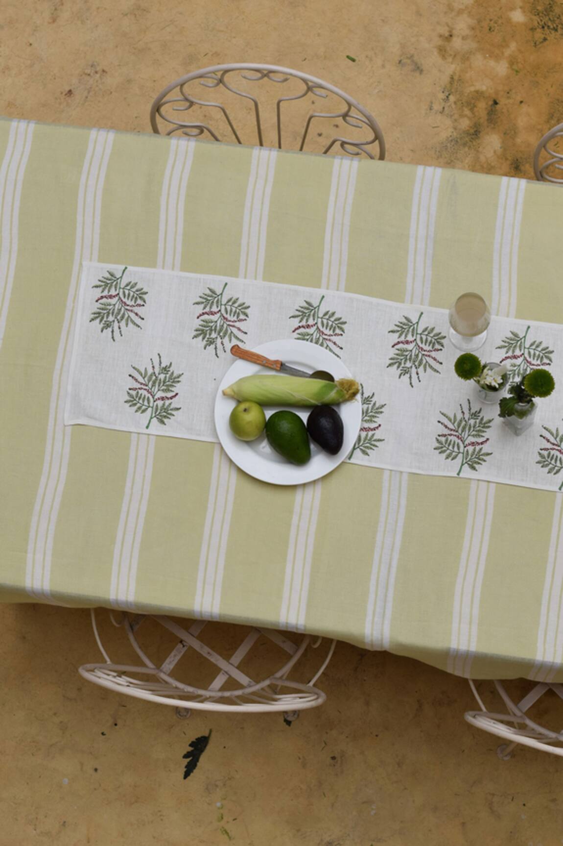 Taru Jaipur Kurumulak Linen Runner