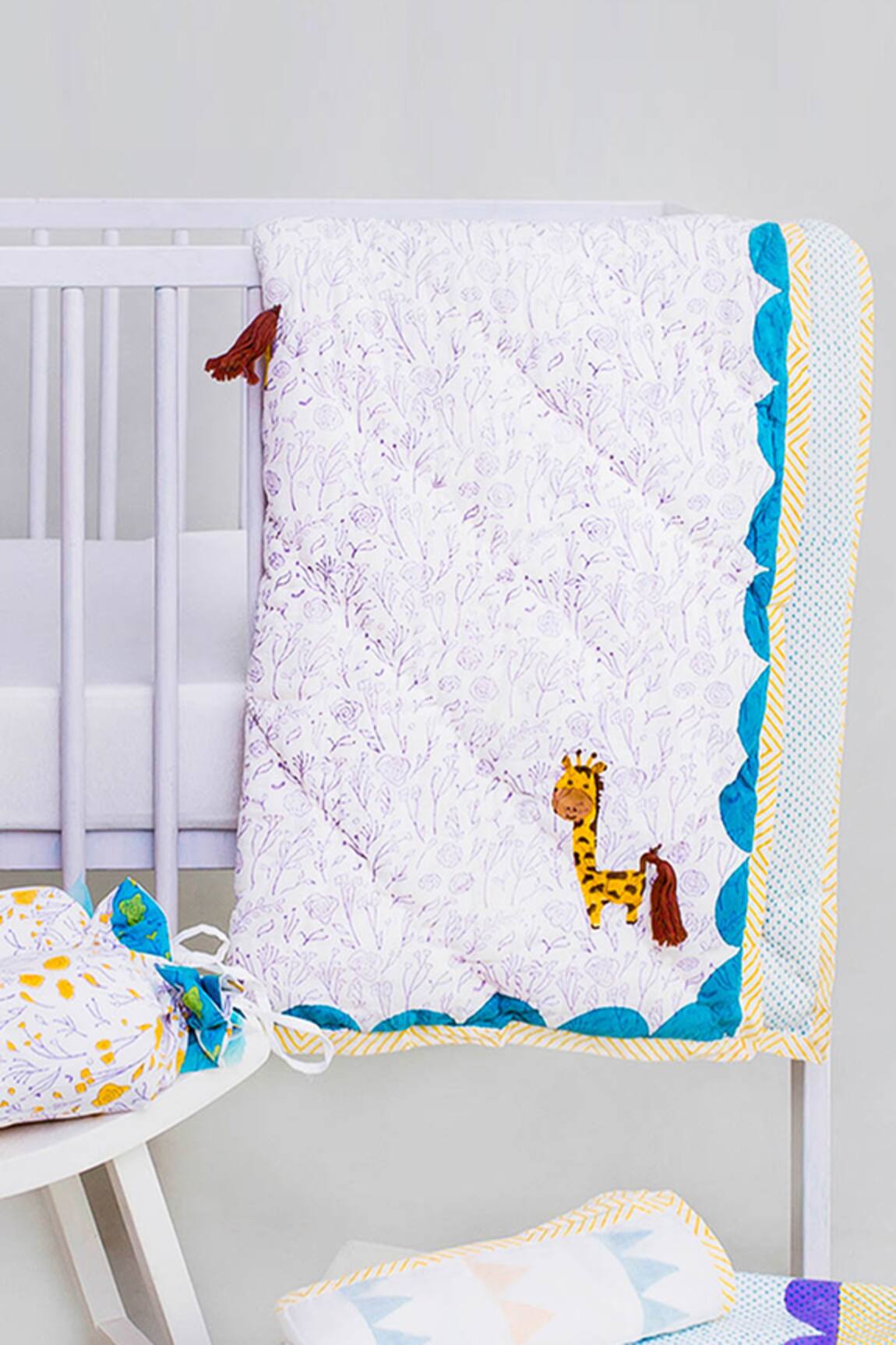 Masaya My Best Friend Gira the Giraffe Print Quilt