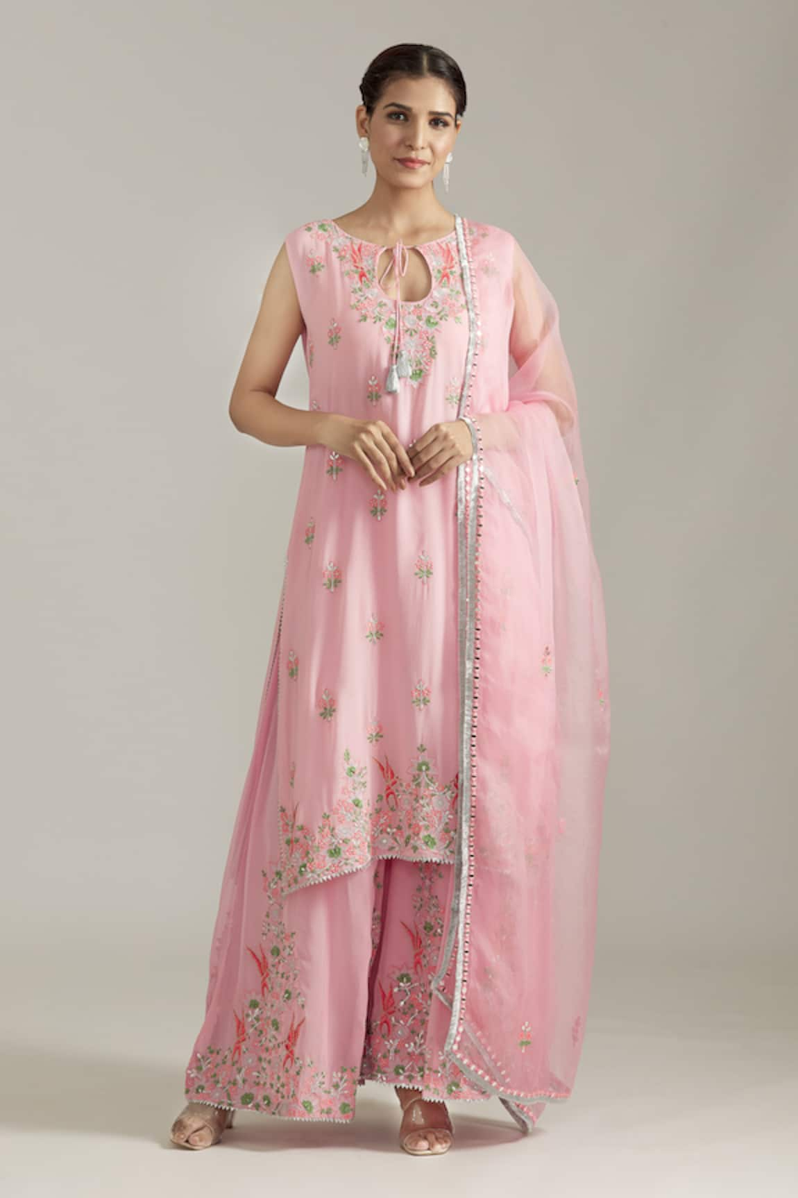 Priyaa Thread Embroidered Kurta Sharara Set