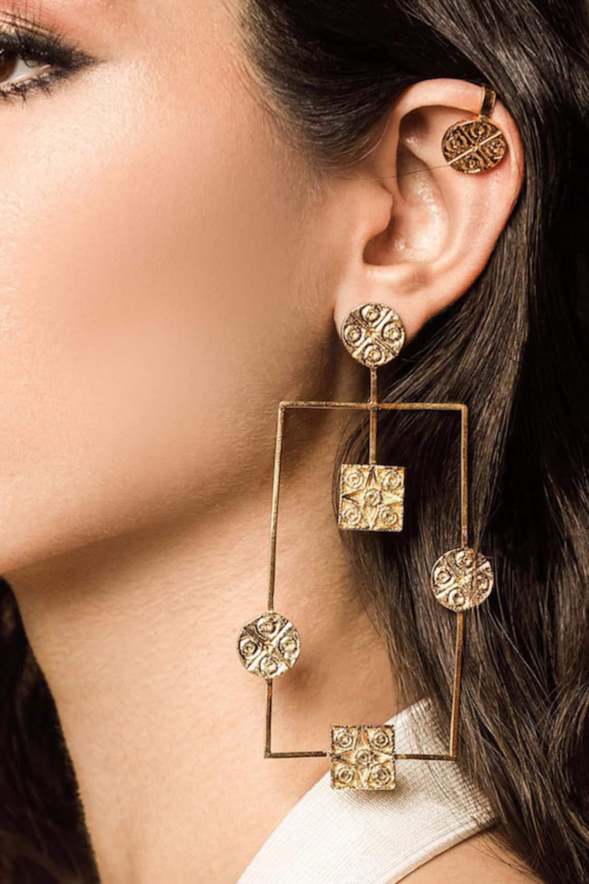 Zohra Geometric Hammered Earrings