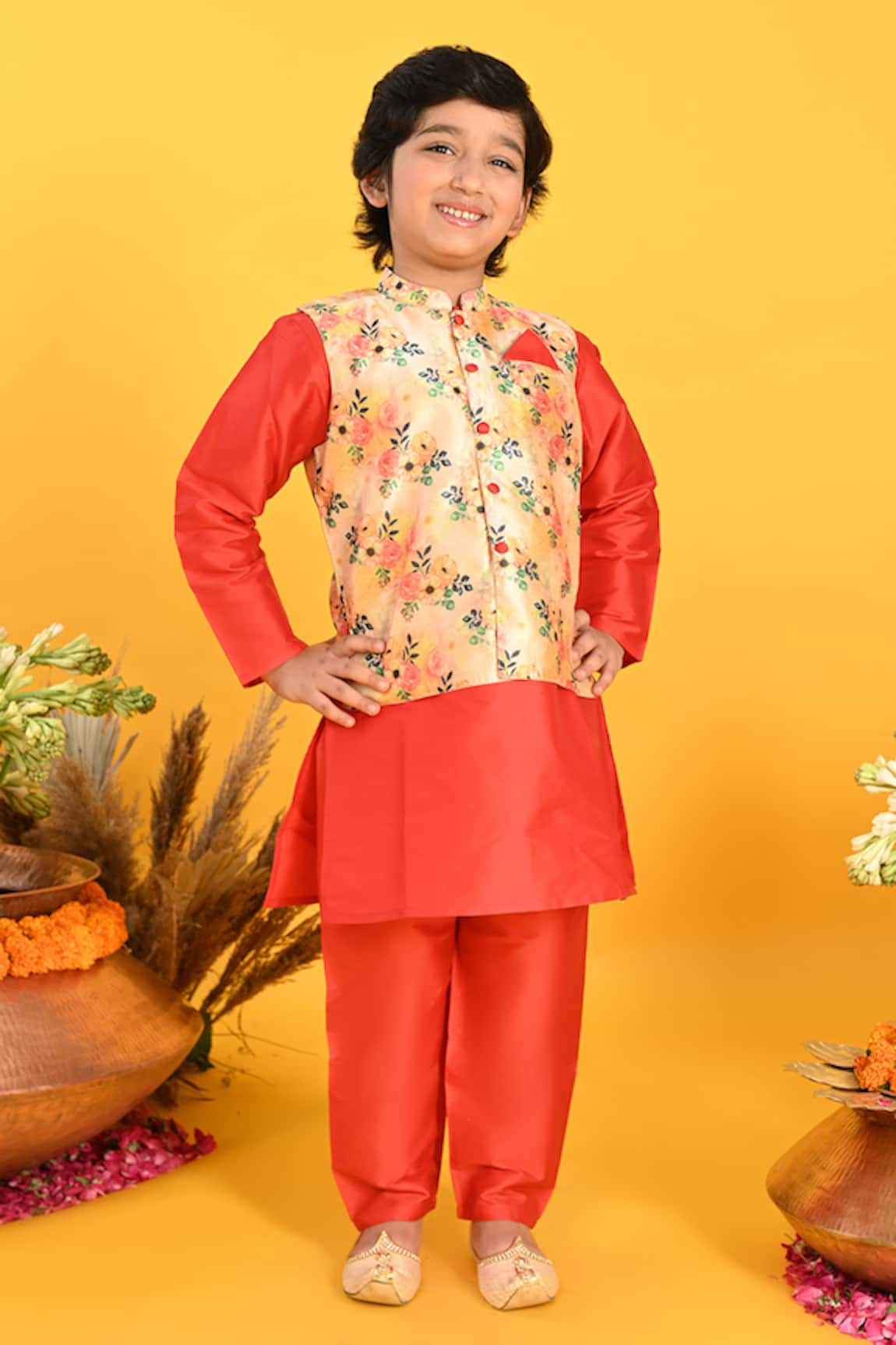 Saka Designs Floral Print Bundi & Kurta Set