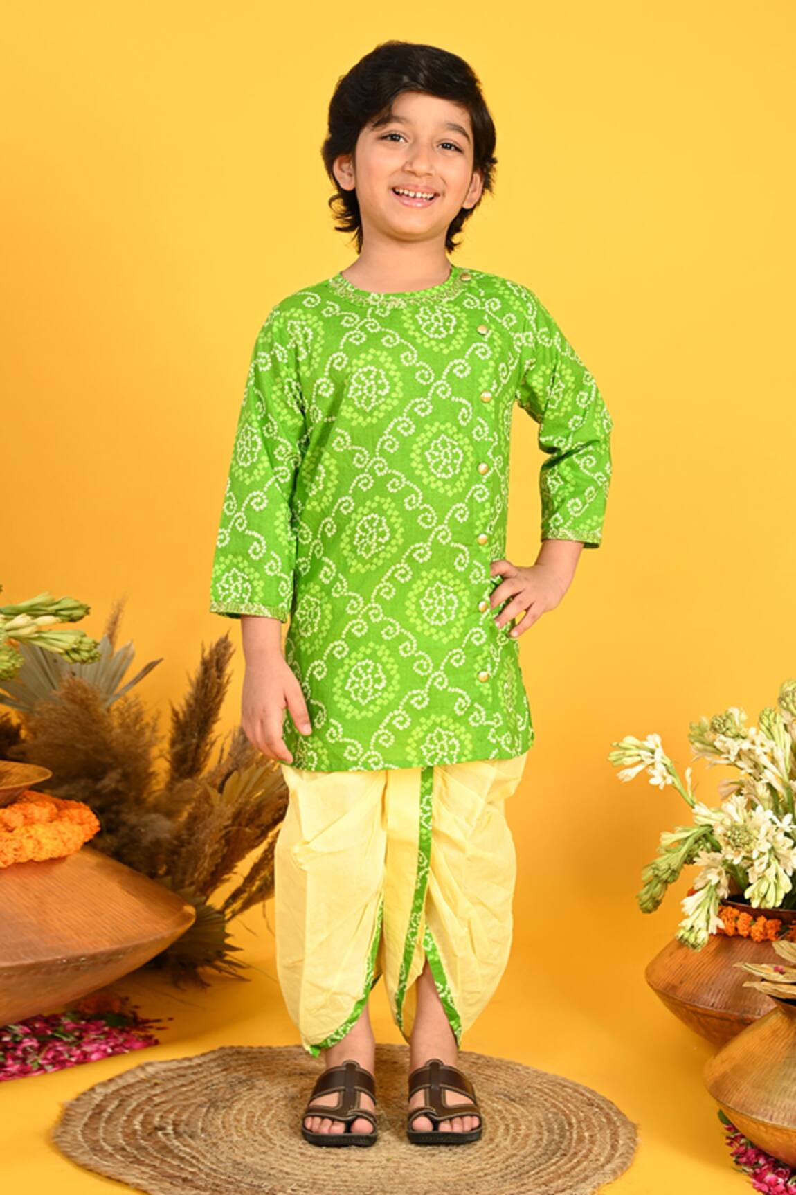 Saka Designs Printed Kurta & Dhoti Pant Set