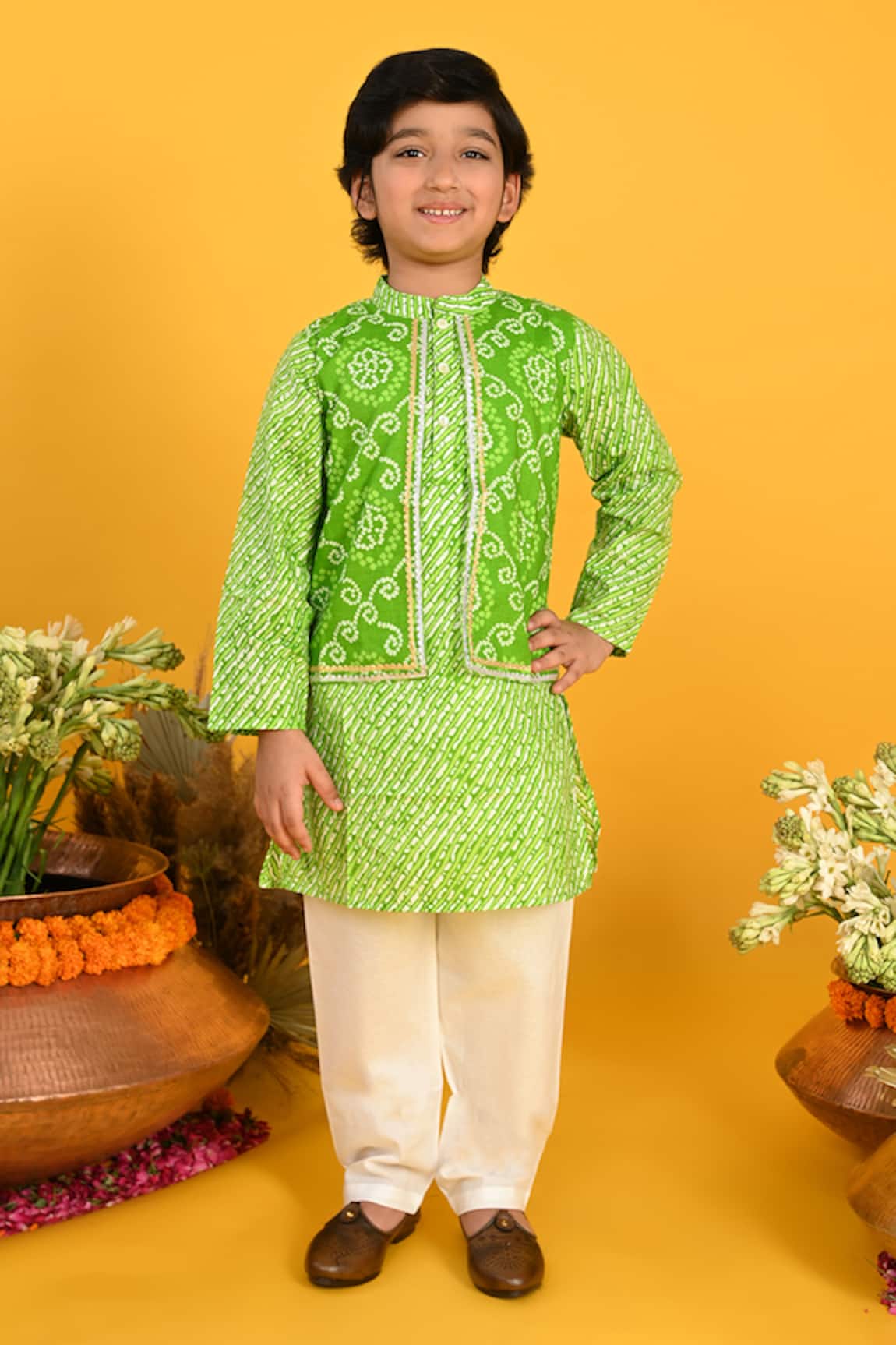 Saka Designs Cotton Bandhani Print Kurta & Pyjama Set