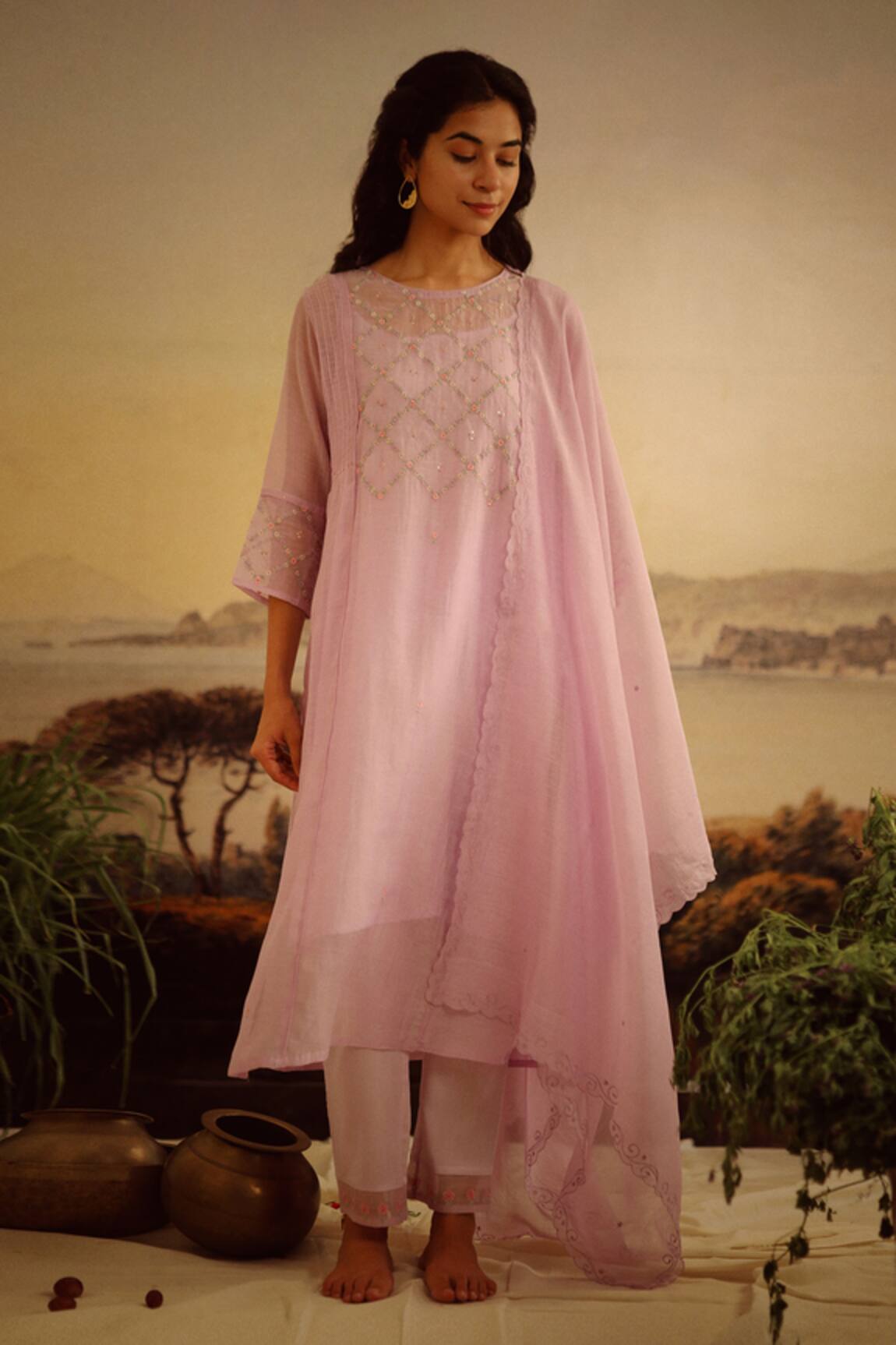 Tatwa Cross Butti Embroidered Kurta & Pant Set 