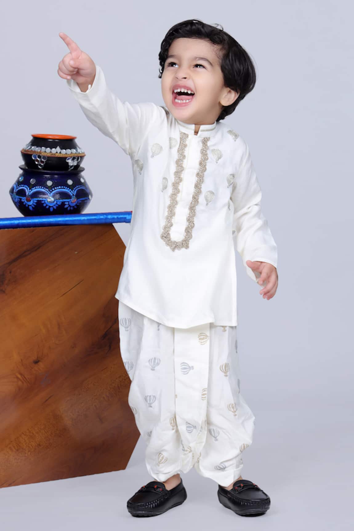 Little Brats Zari Embroidered Kurta & Dhoti Pant Set 