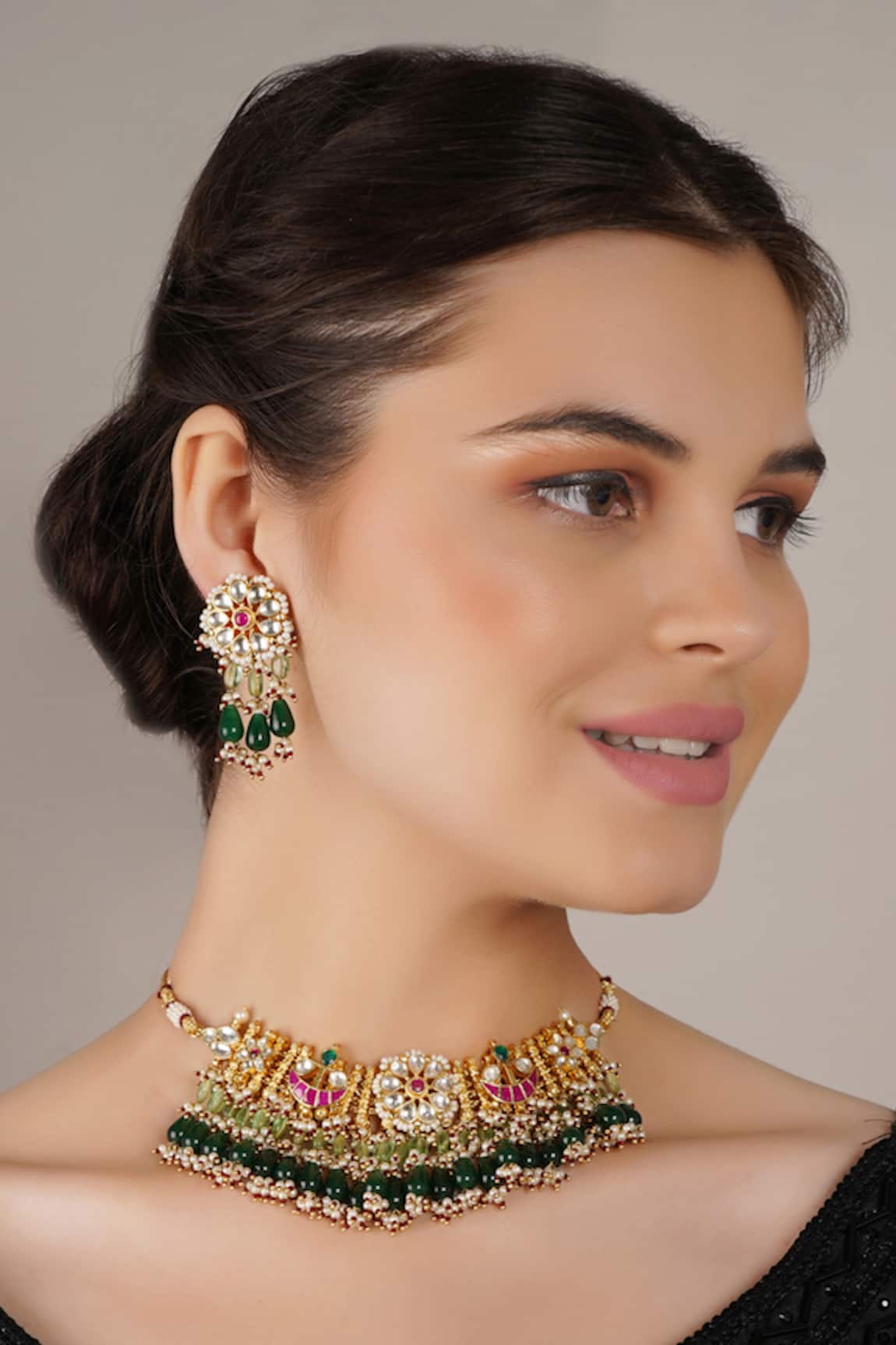 Chhavi's Jewels Stone & Kundan Embellished Choker Necklace Set